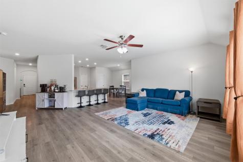 123 Arborside Drive Waxahachie TX 75165