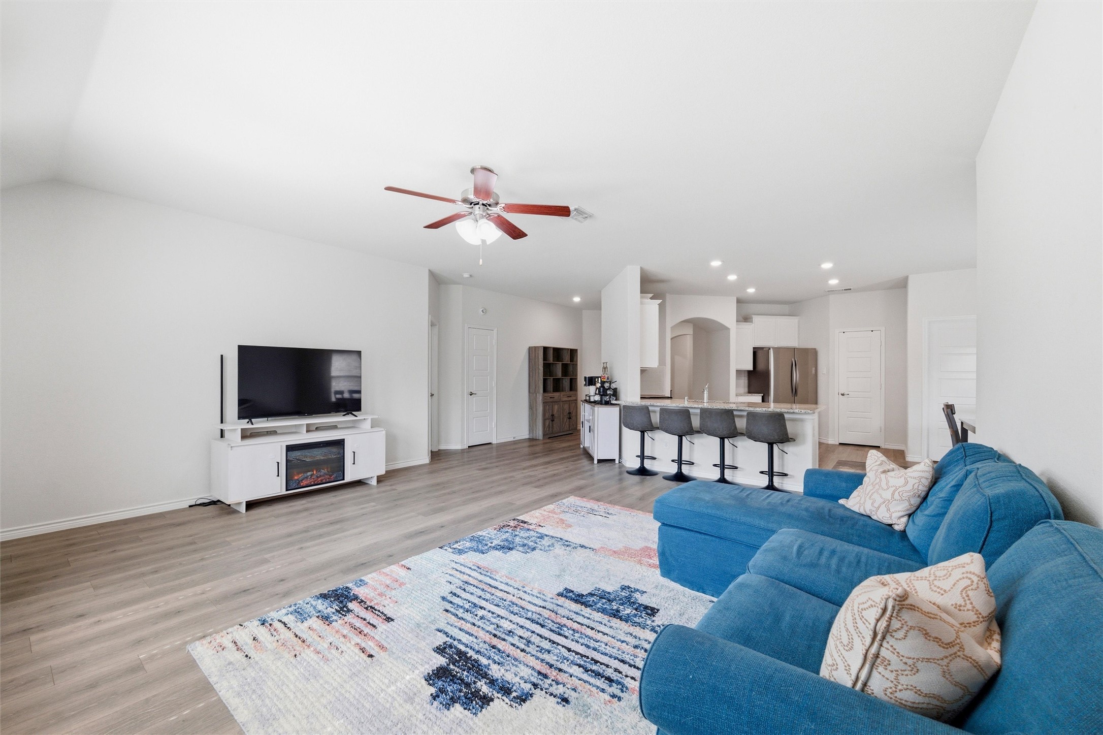 123 Arborside Drive Waxahachie TX 75165