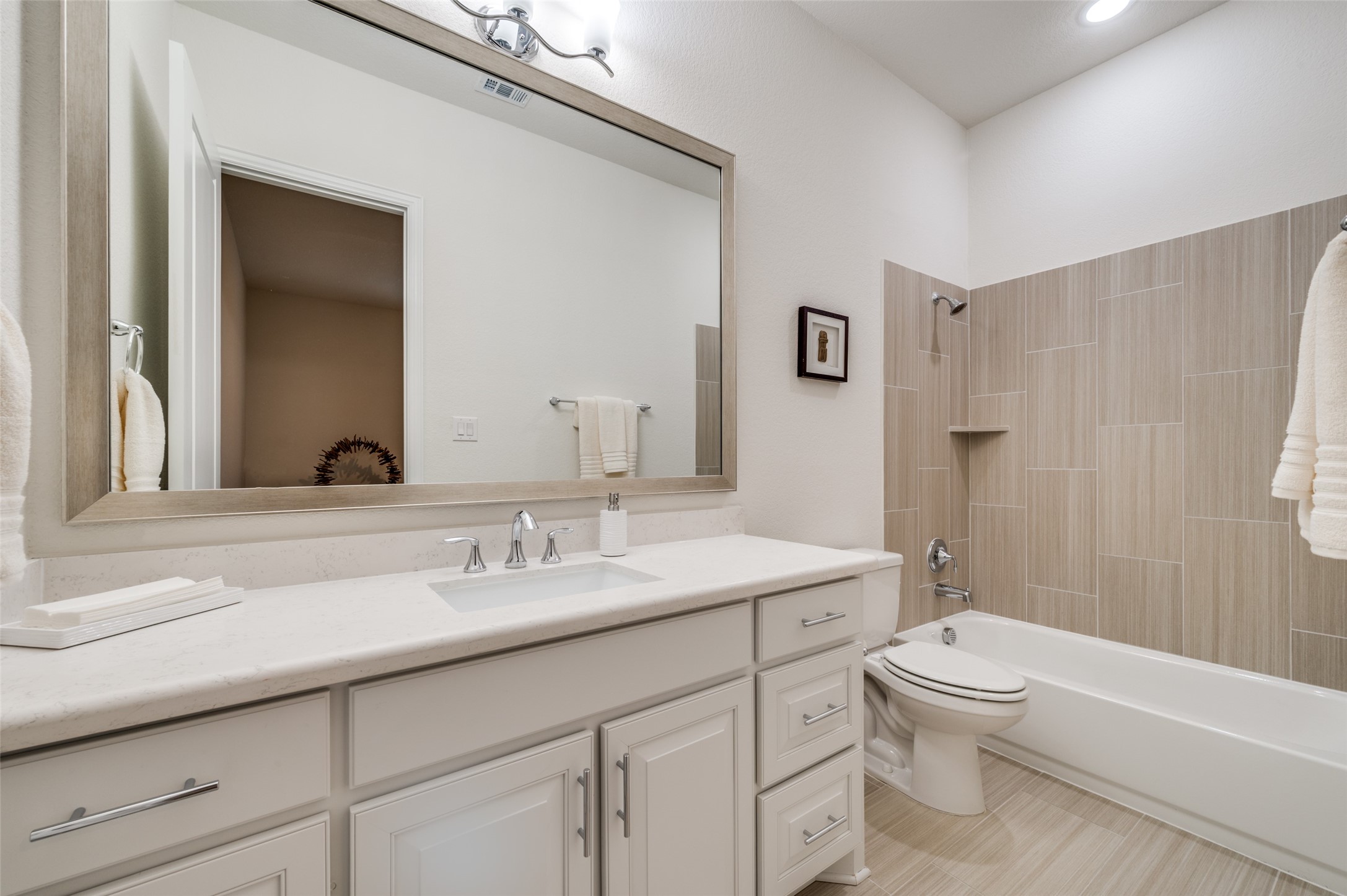 2729 Ashford The Colony TX 75056