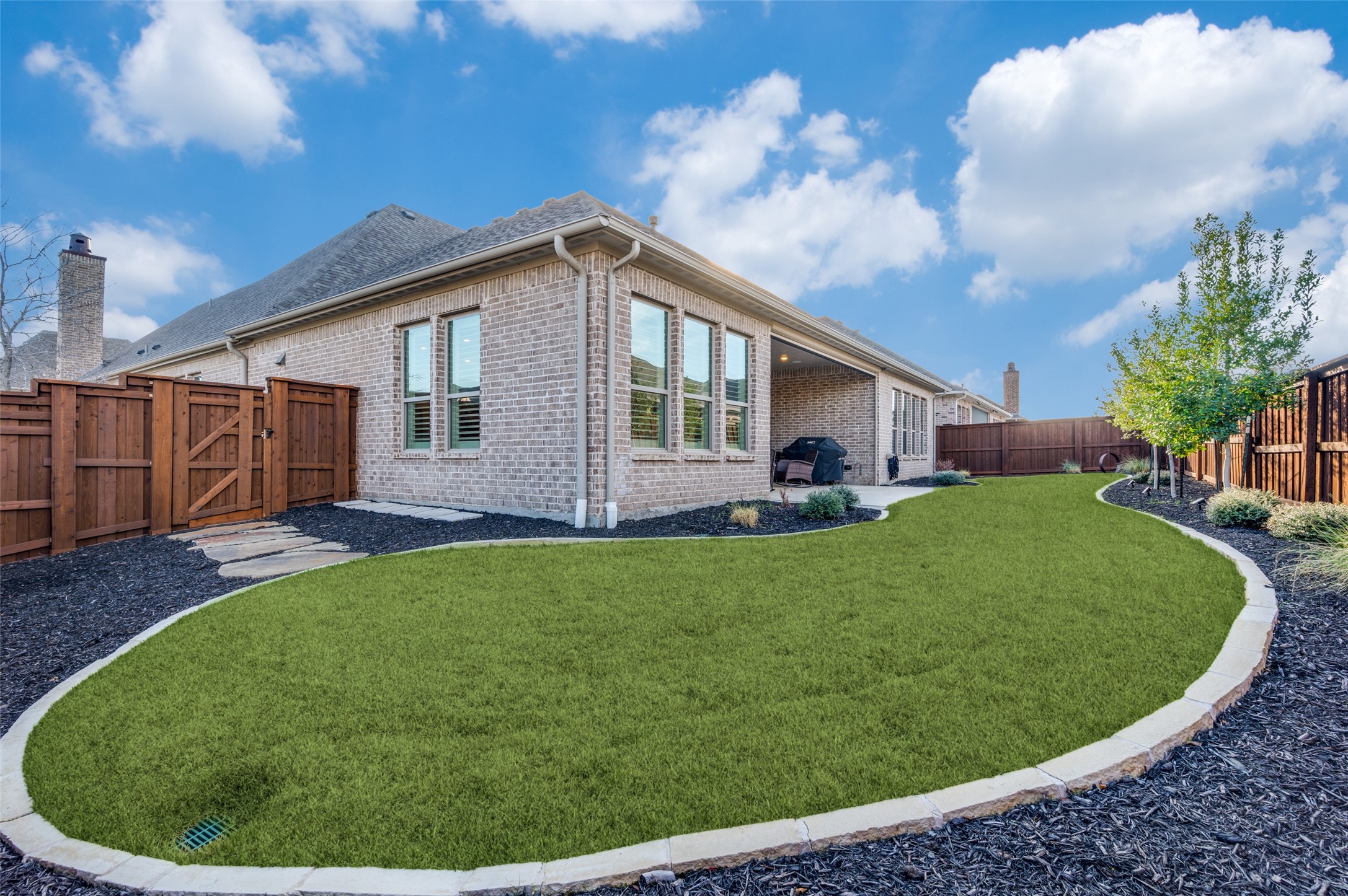 2729 Ashford The Colony TX 75056