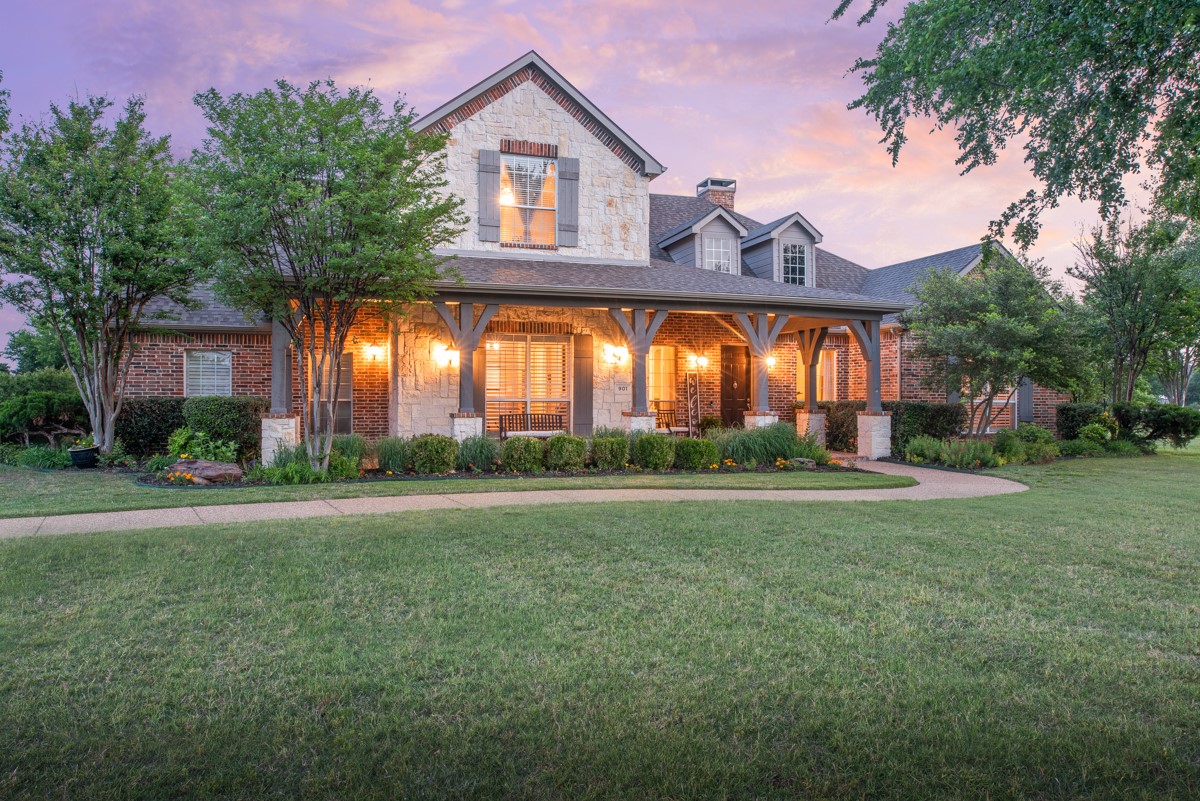 901 Beechwood Lane Fairview TX 75069