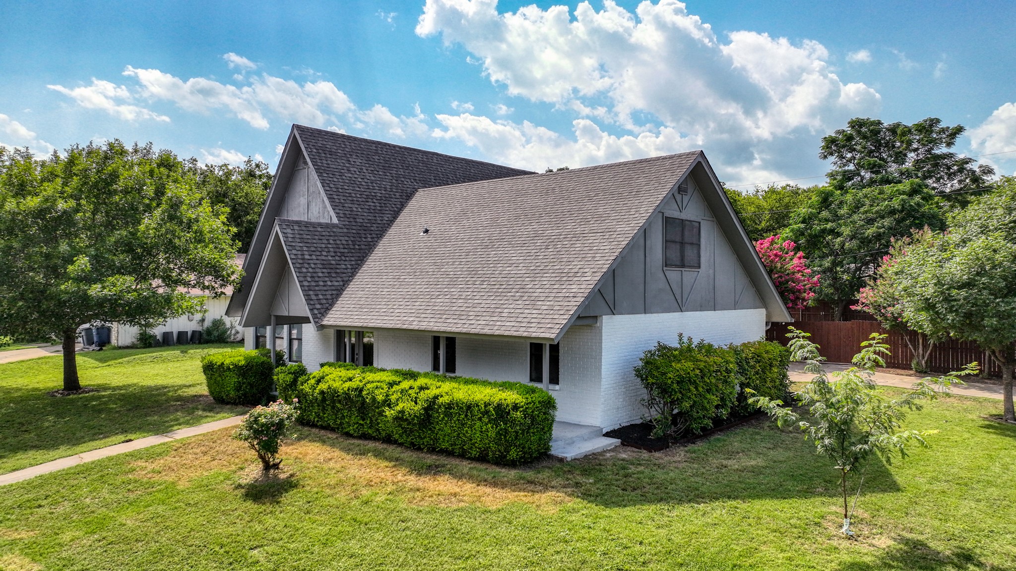 1723 W Doyle Street Granbury TX 76048