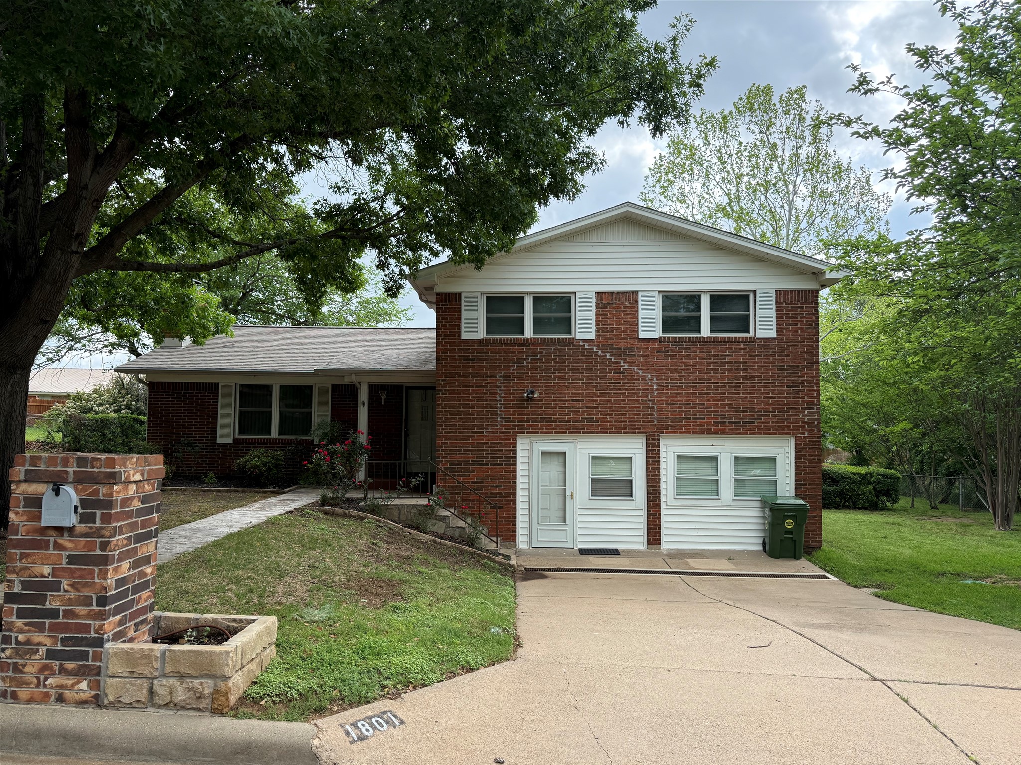 1801 SE 24th Avenue Mineral Wells TX 76067