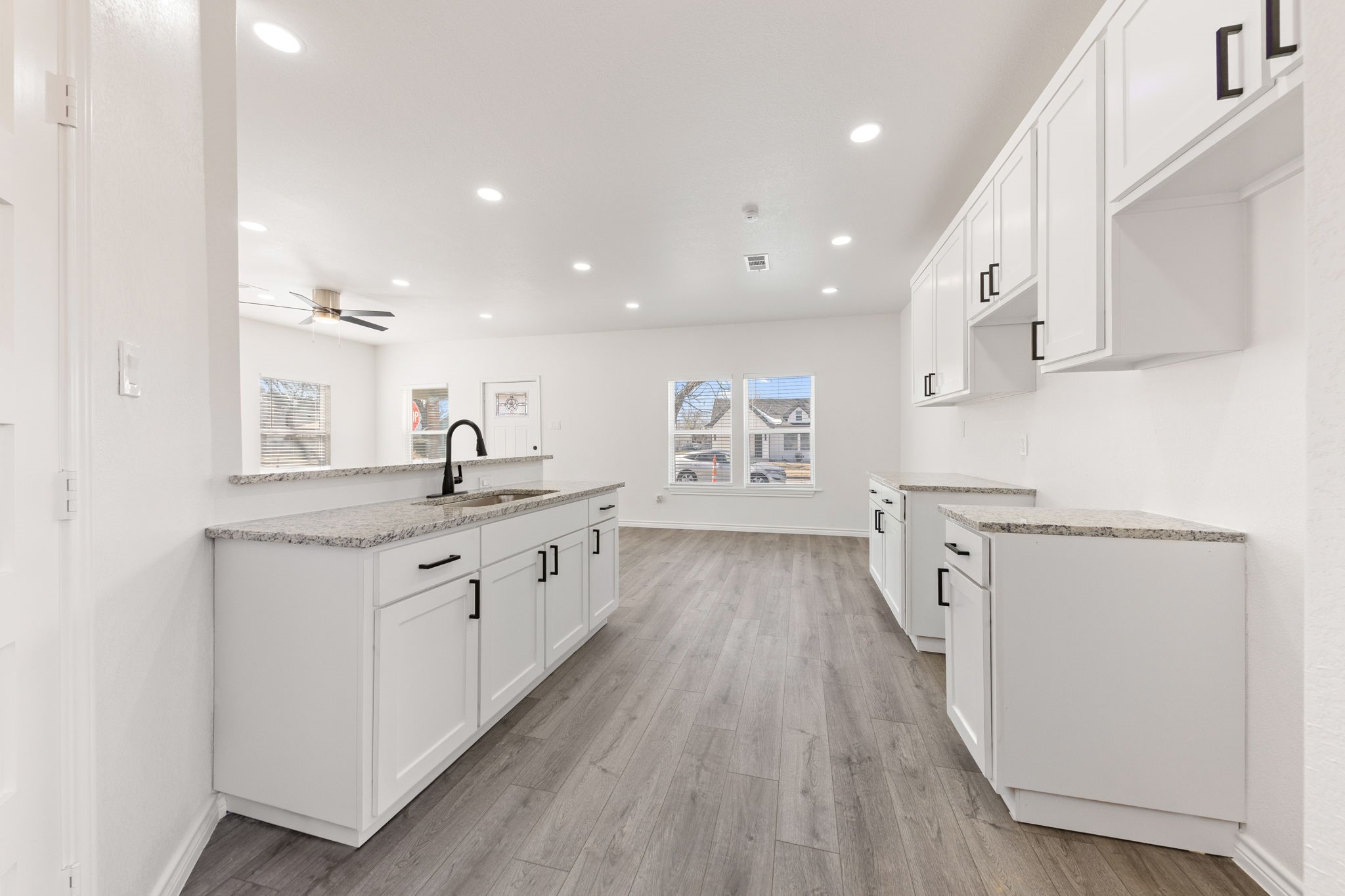 2330 Idaho Avenue Dallas TX 75216
