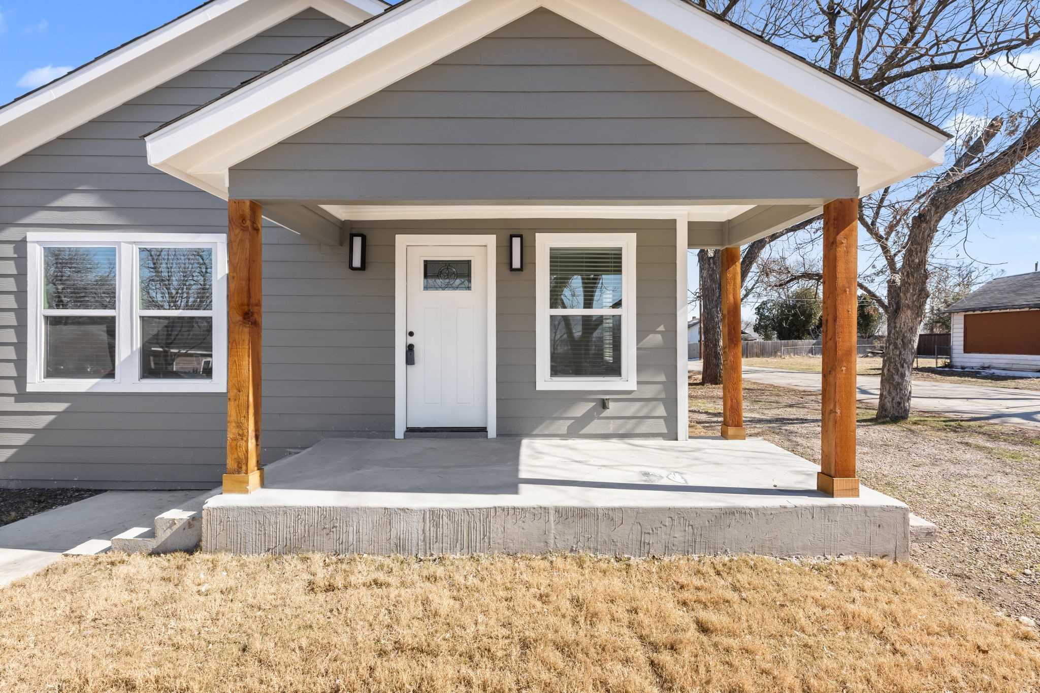 2330 Idaho Avenue Dallas TX 75216