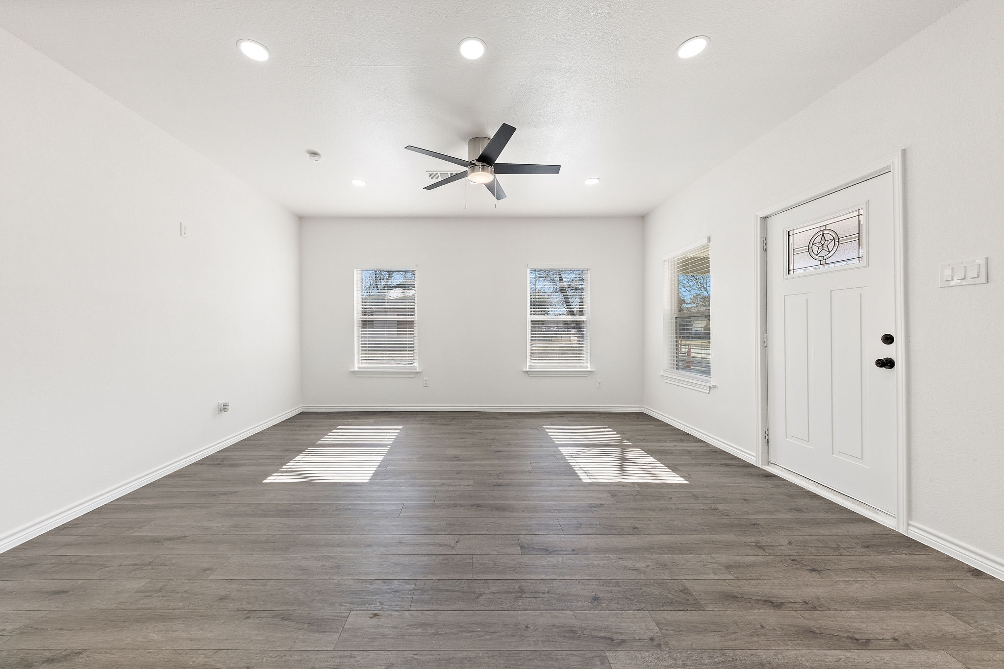 2330 Idaho Avenue Dallas TX 75216