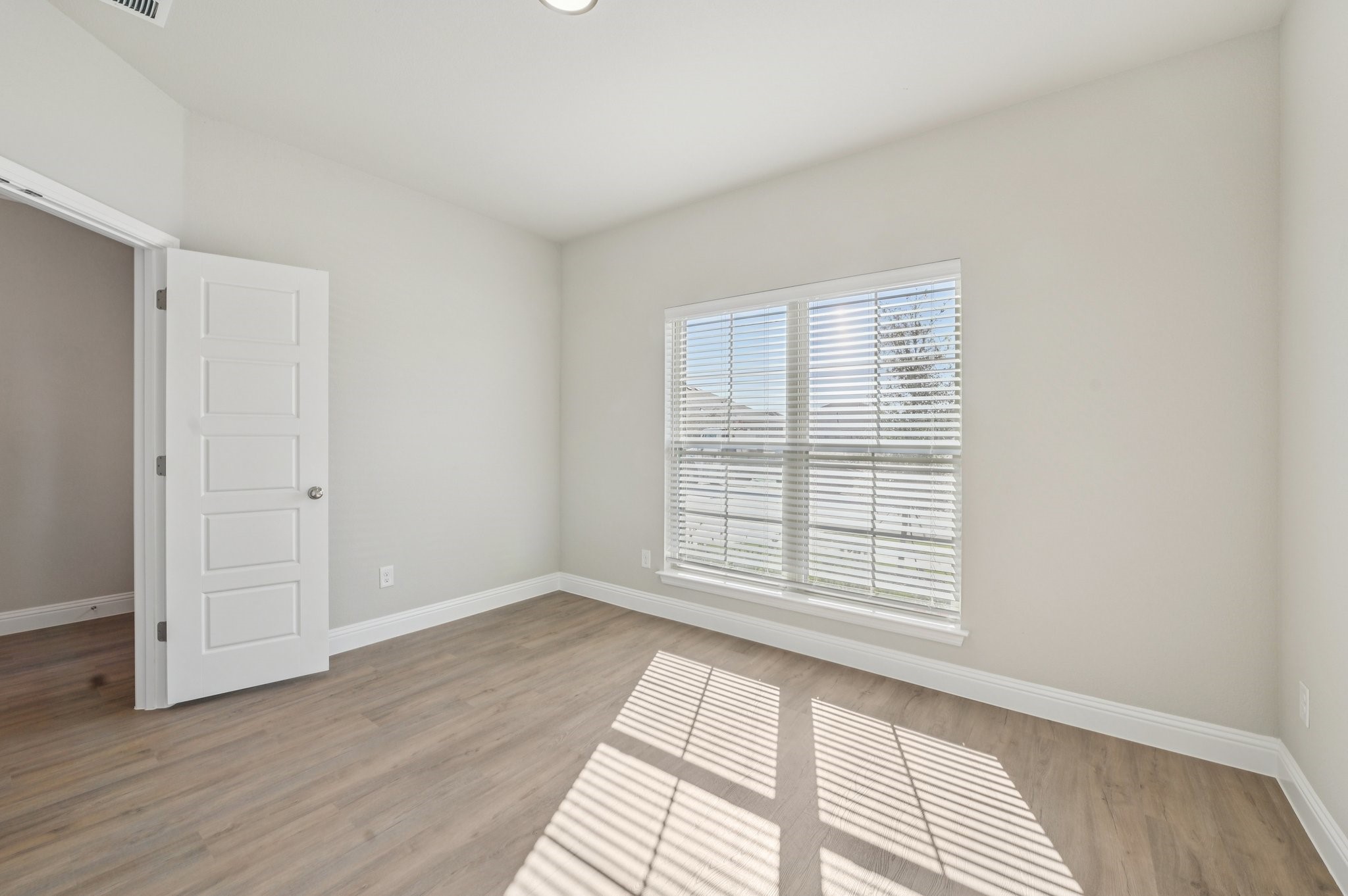 1033 Nighthawk Trail Alvarado TX 76009