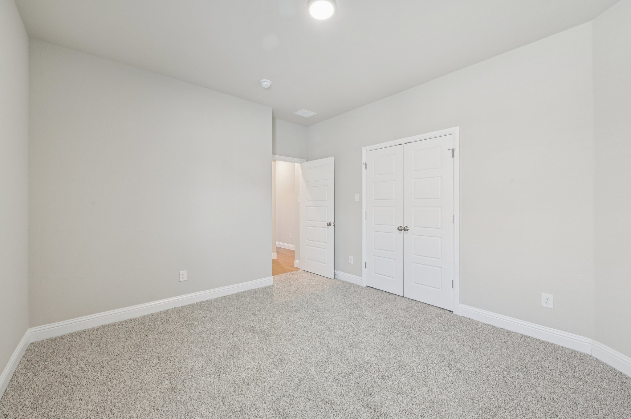 1033 Nighthawk Trail Alvarado TX 76009