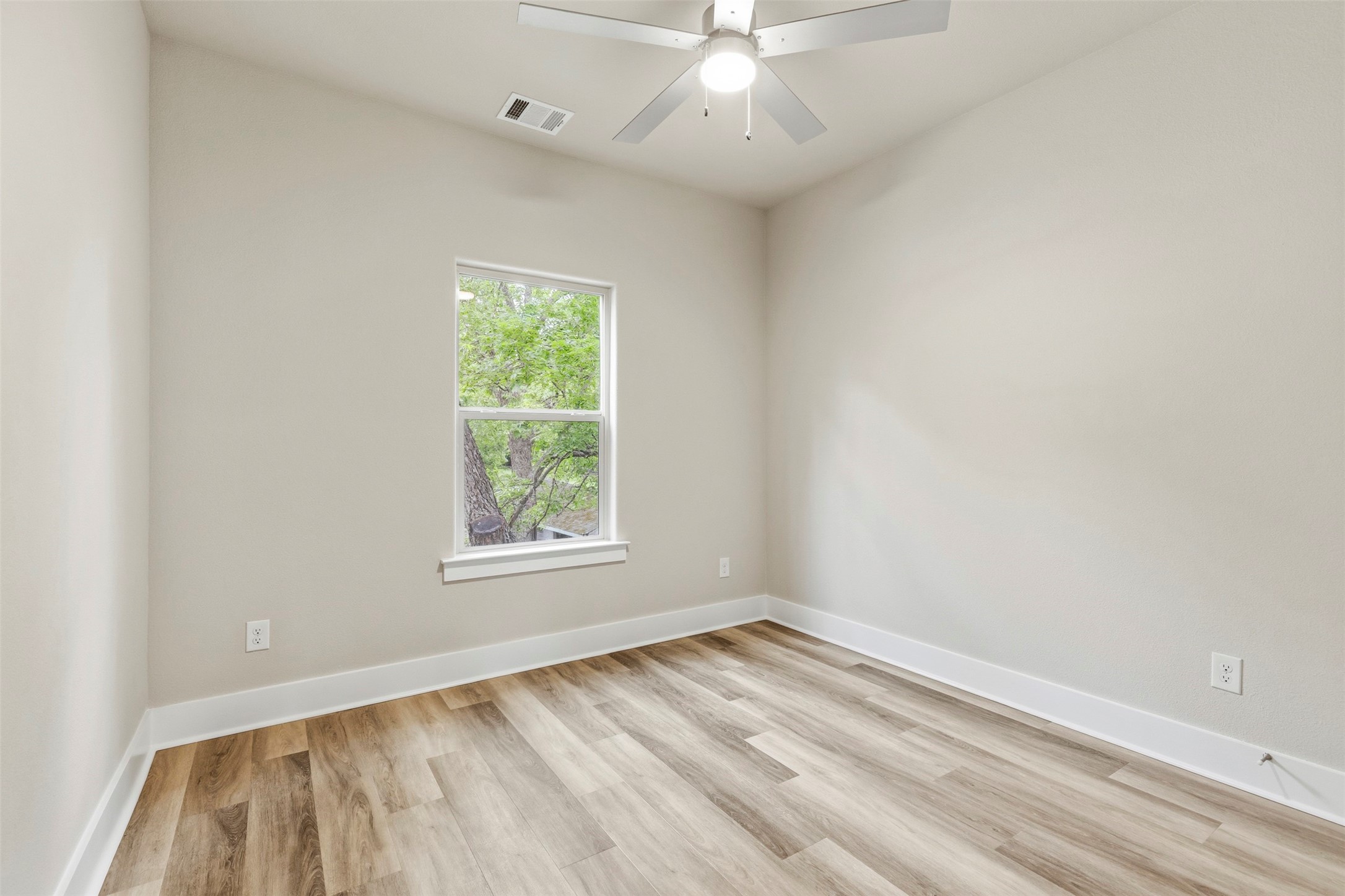 714 E Mcgee Street Sherman TX 75090