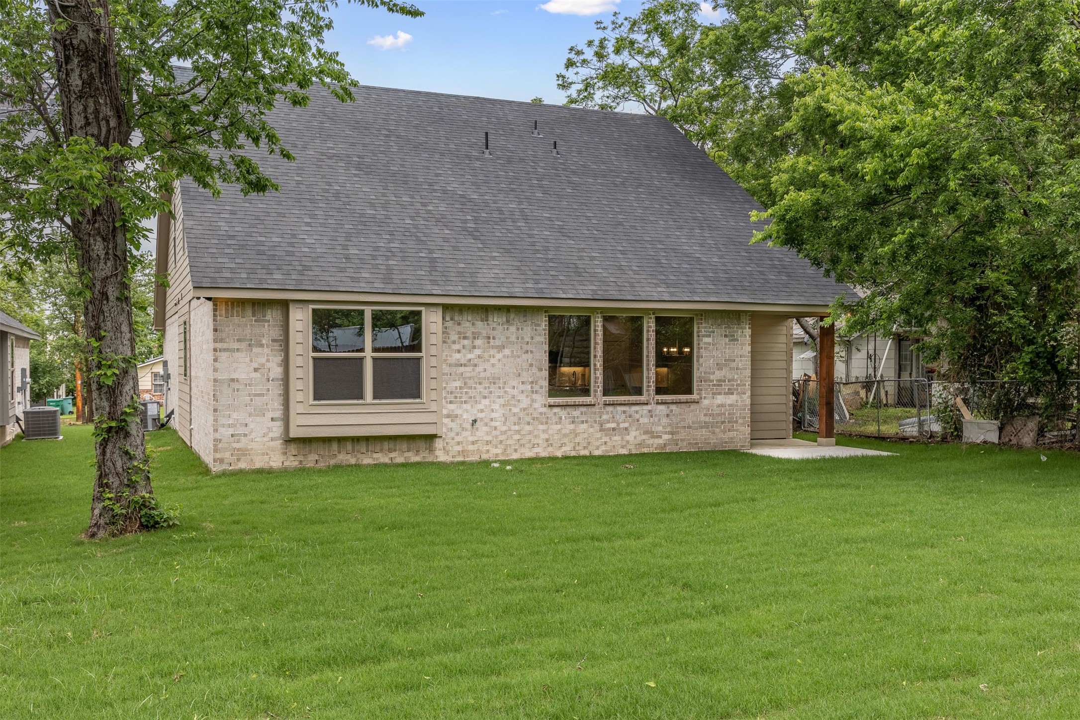 714 E Mcgee Street Sherman TX 75090