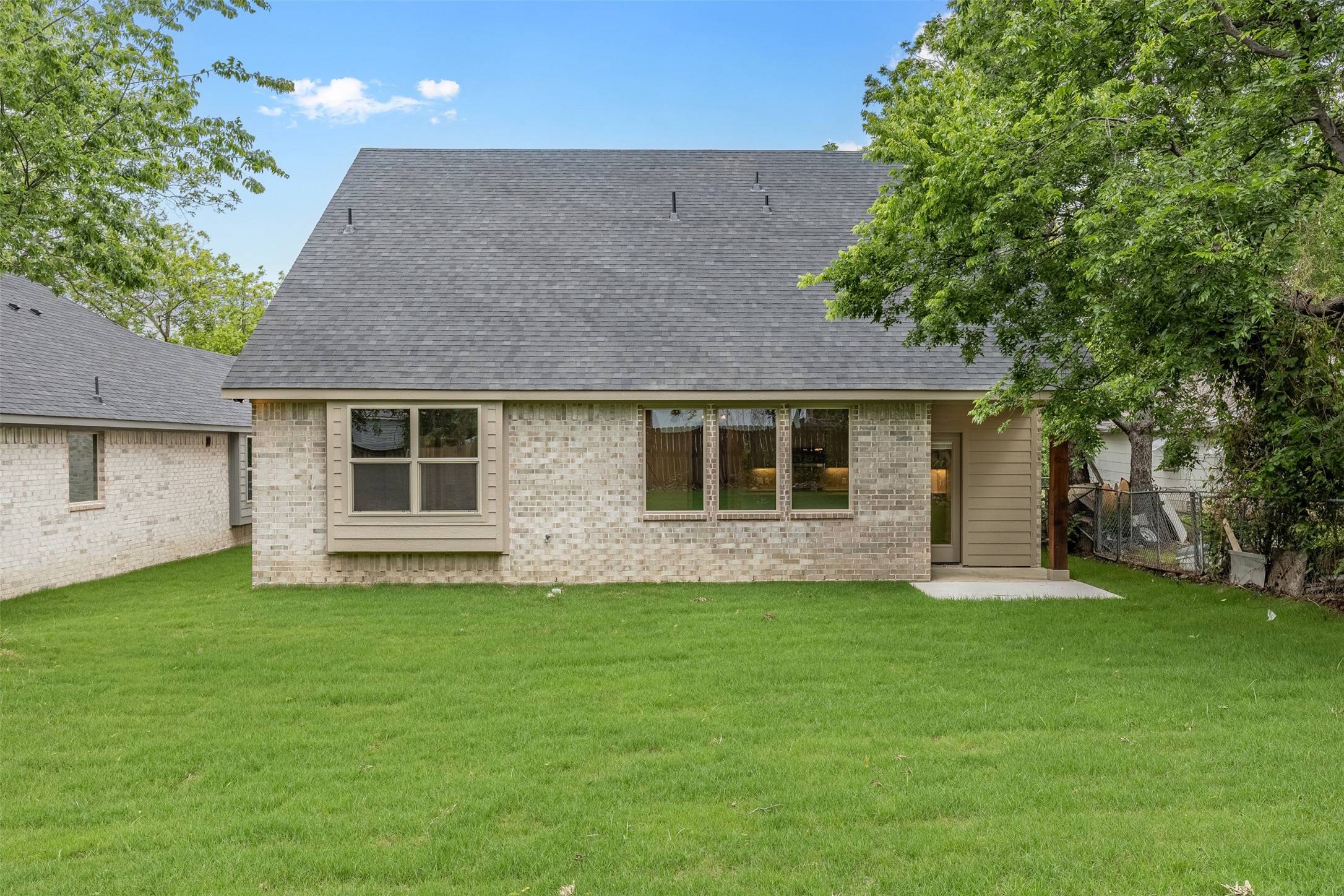 714 E Mcgee Street Sherman TX 75090