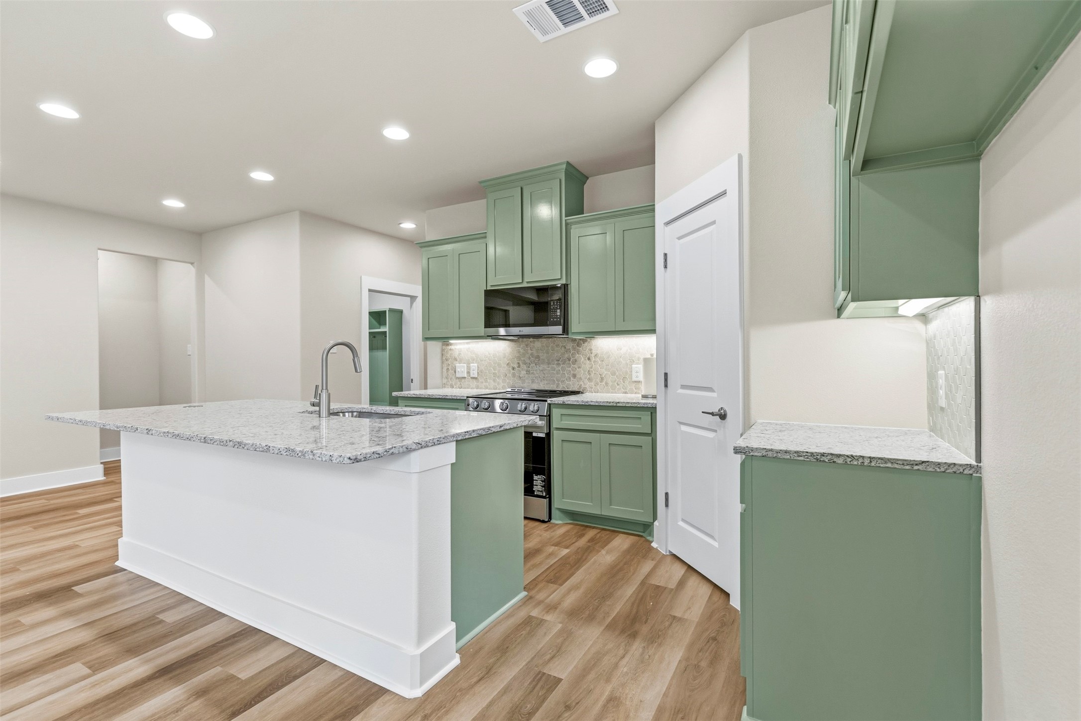 714 E Mcgee Street Sherman TX 75090