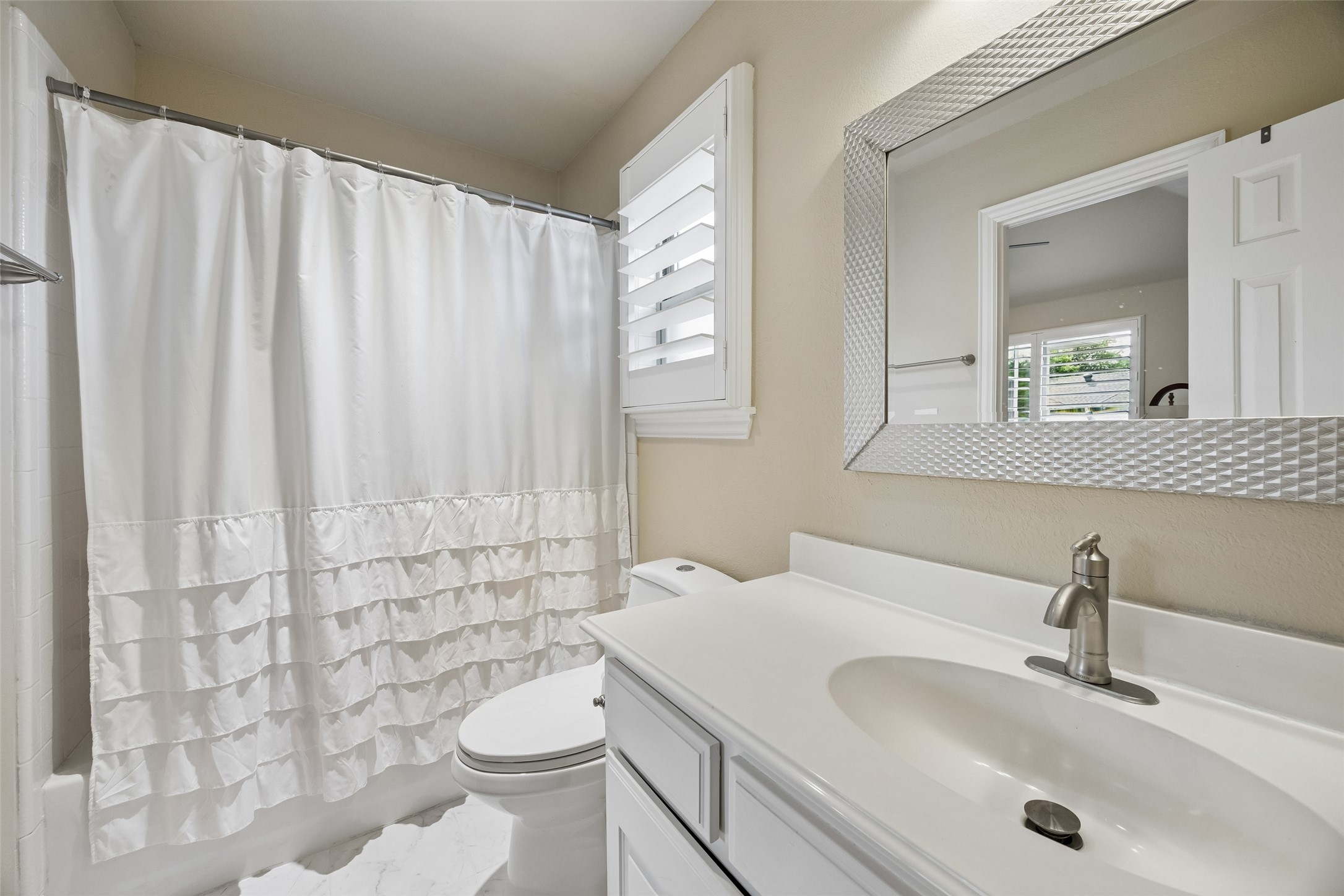 5904 Avon Drive Plano TX 75093