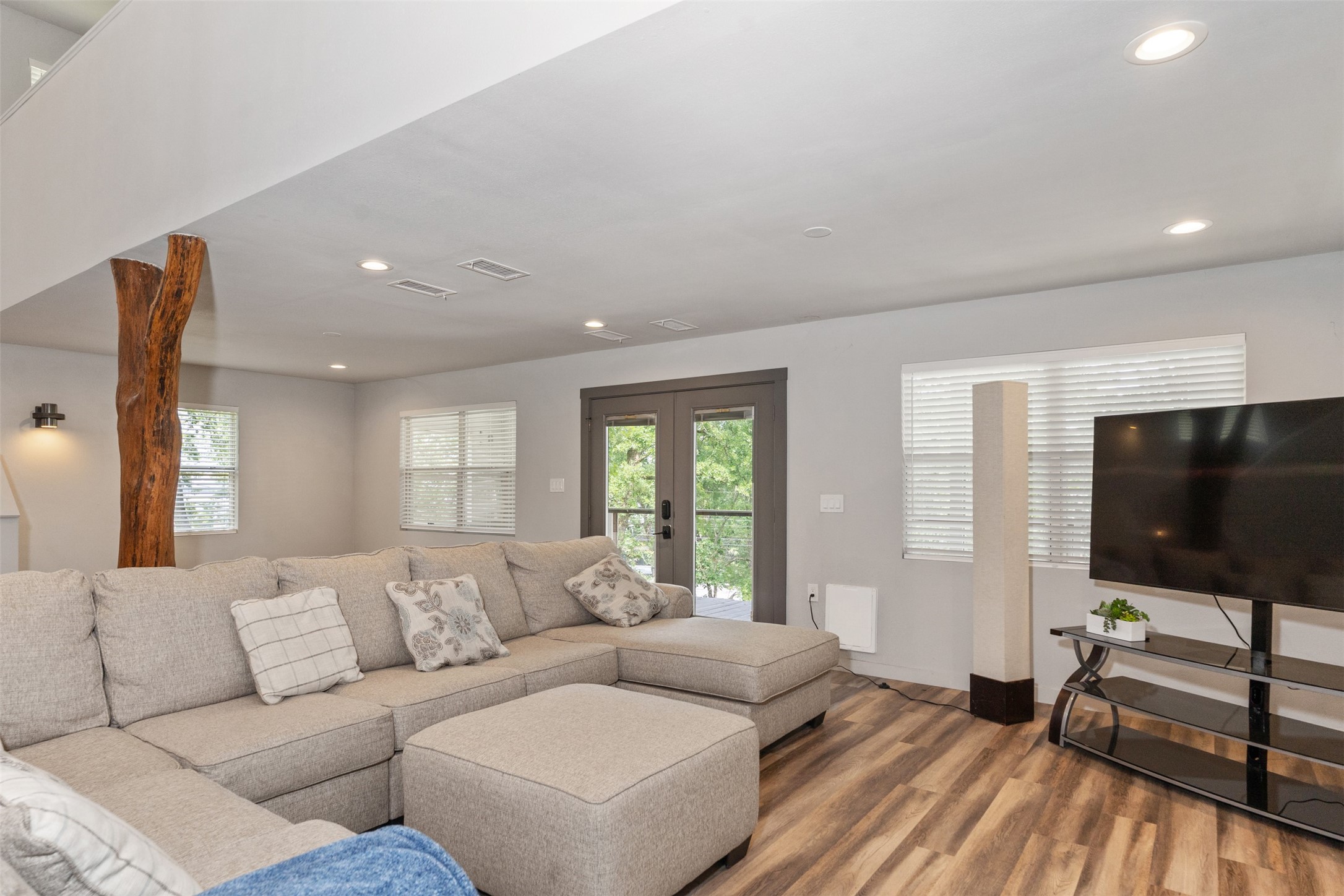 1327 Whispering Springs Drive Tool TX 75143