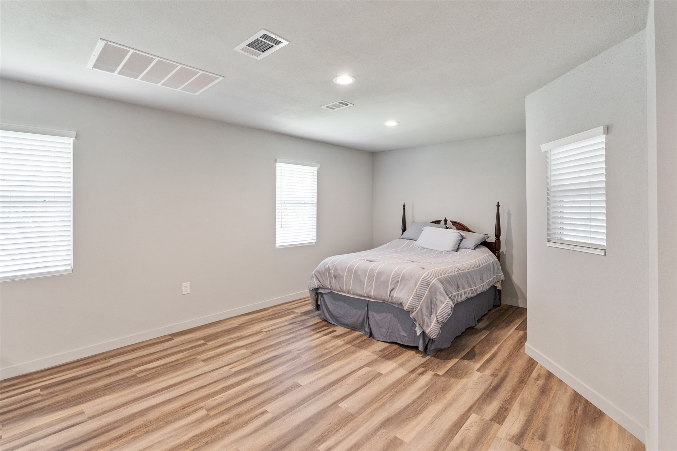 1327 Whispering Springs Drive Tool TX 75143