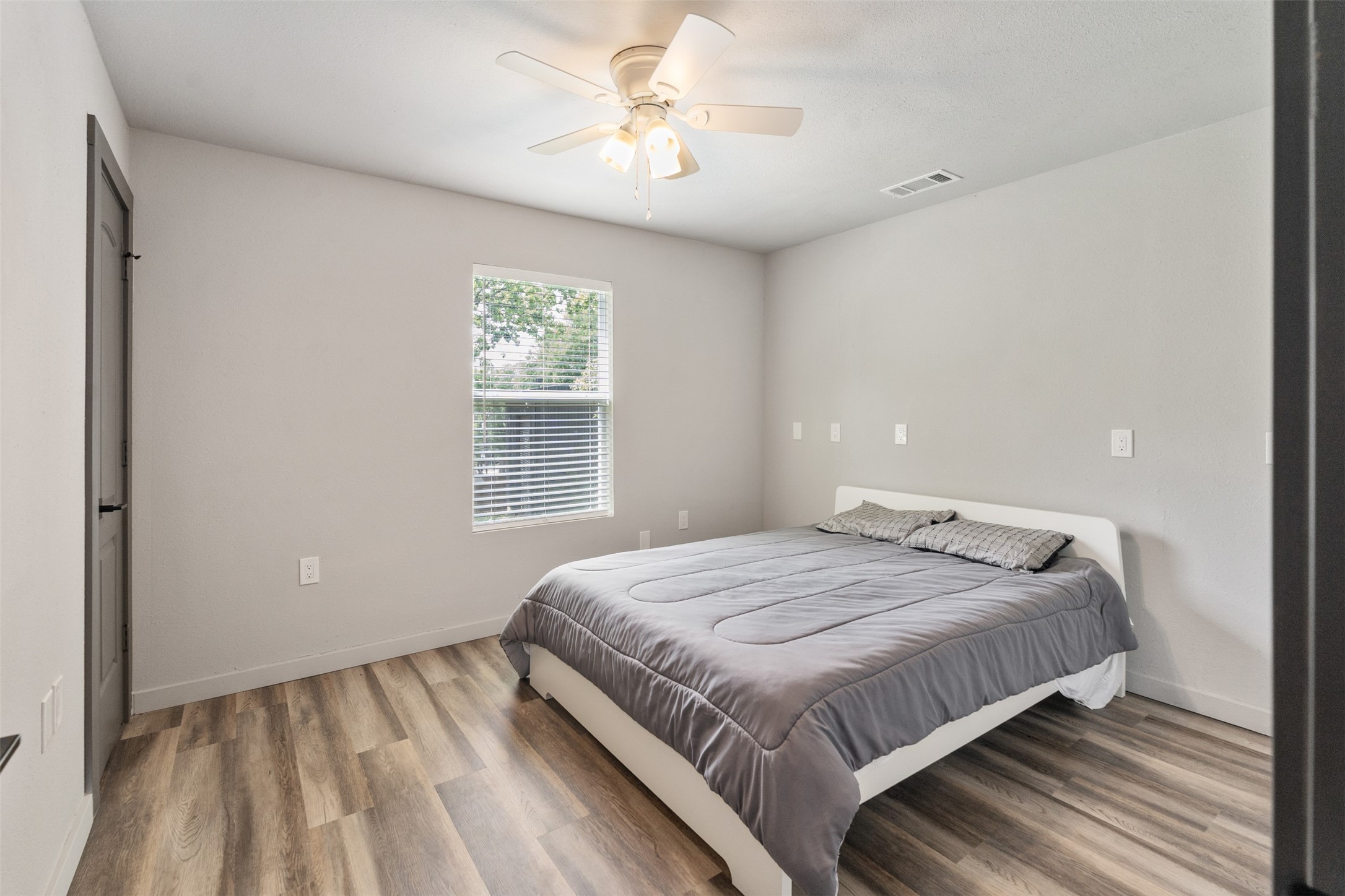 1327 Whispering Springs Drive Tool TX 75143