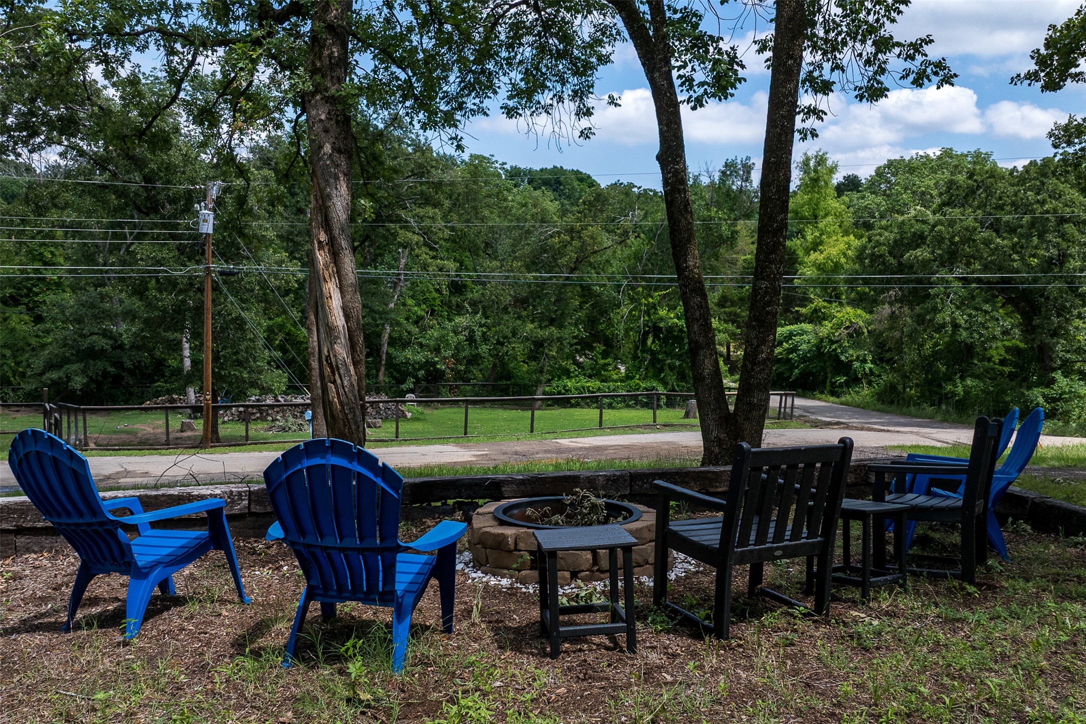 1327 Whispering Springs Drive Tool TX 75143