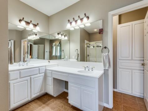 1505 Kingsbrook Circle Mckinney TX 75072