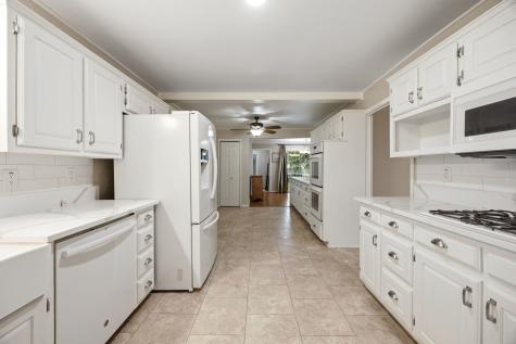 3010 S Country Club Road Garland TX 75043