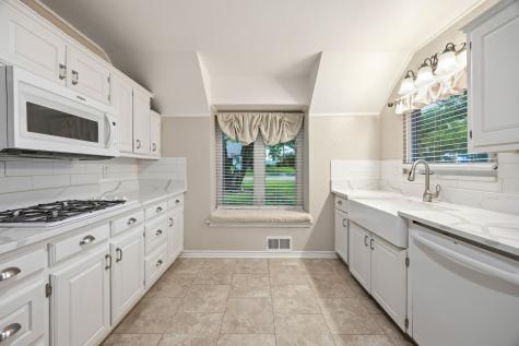 3010 S Country Club Road Garland TX 75043