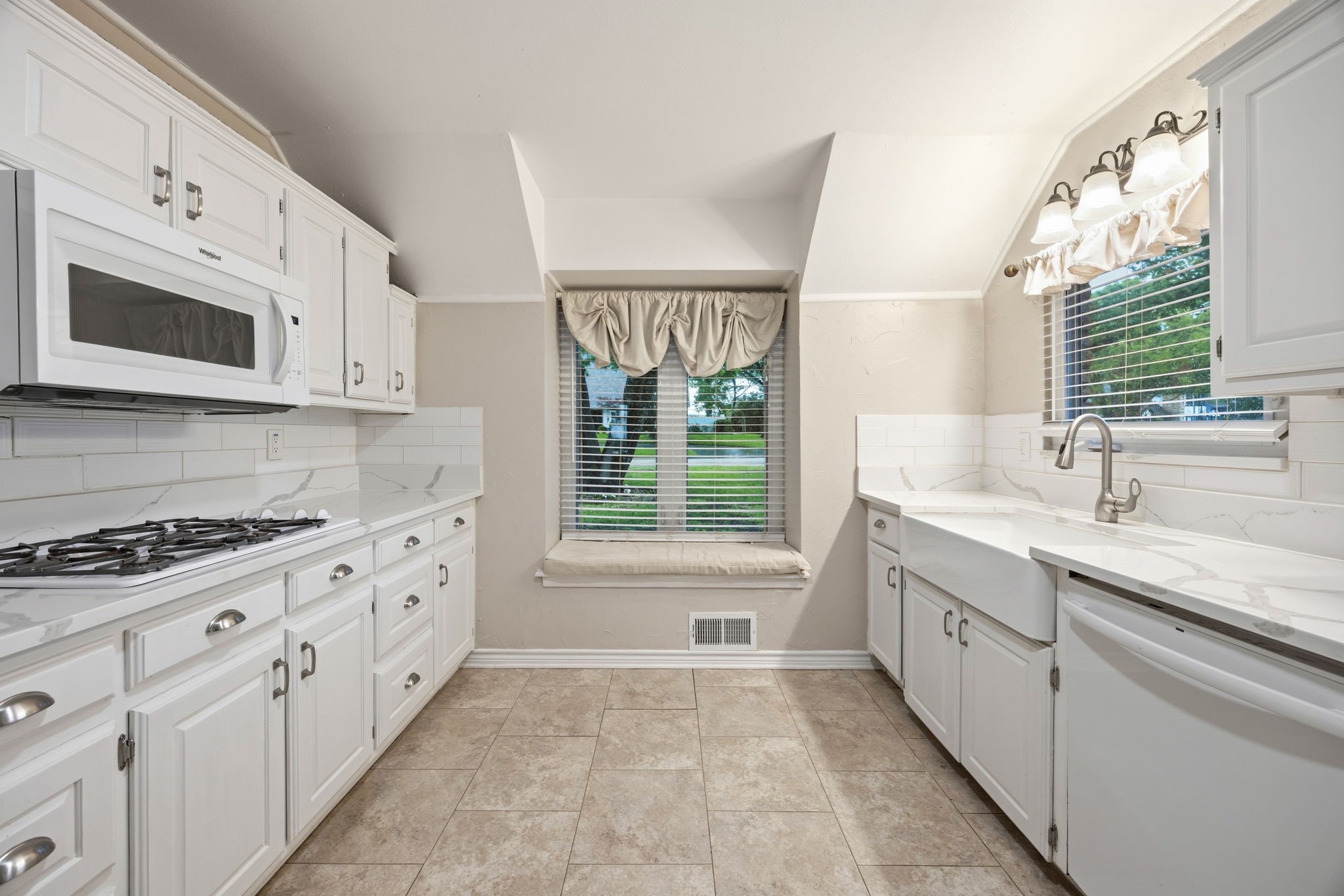 3010 S Country Club Road Garland TX 75043