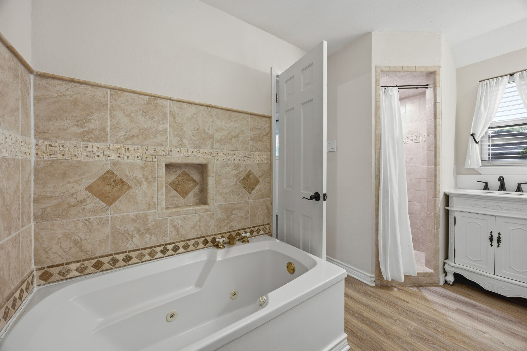 3010 S Country Club Road Garland TX 75043