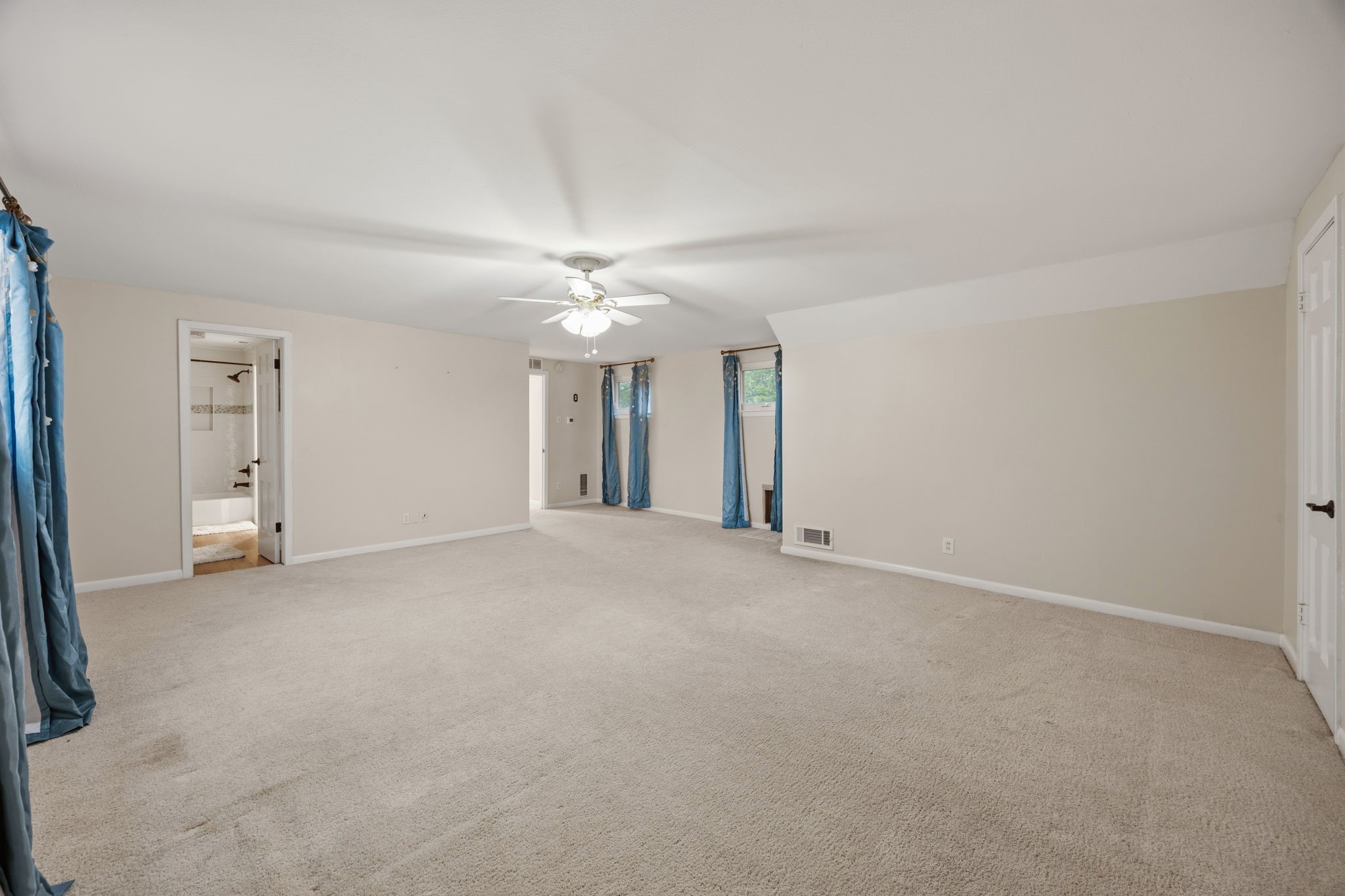 3010 S Country Club Road Garland TX 75043