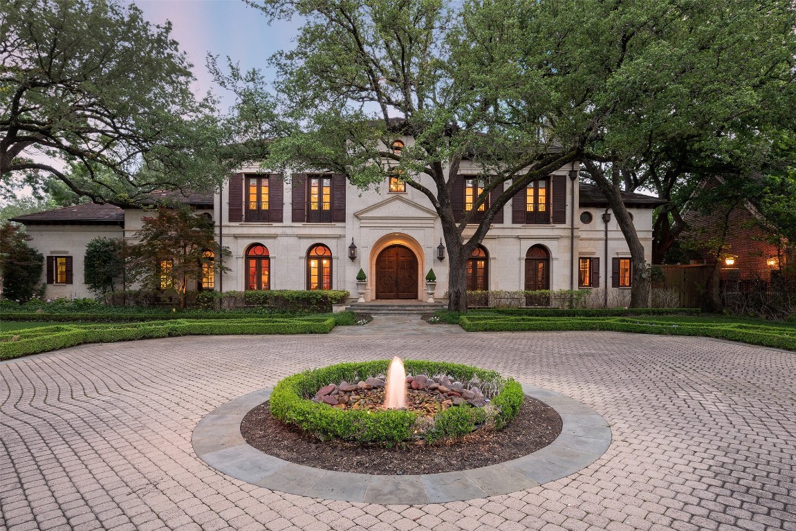 5210 Deloache Avenue Dallas TX 75220