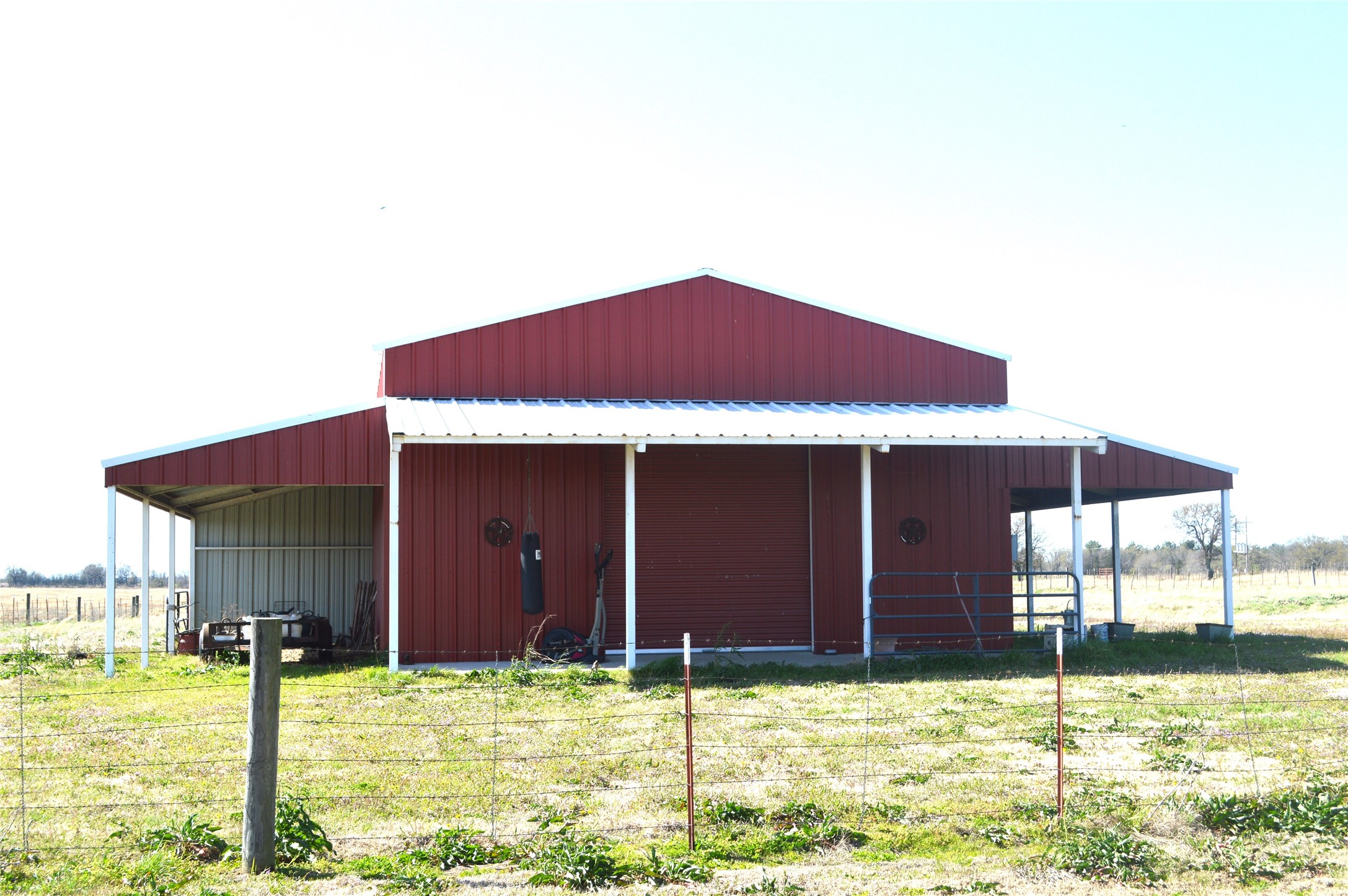 17293 Us Highway 82 W Avery TX 75554