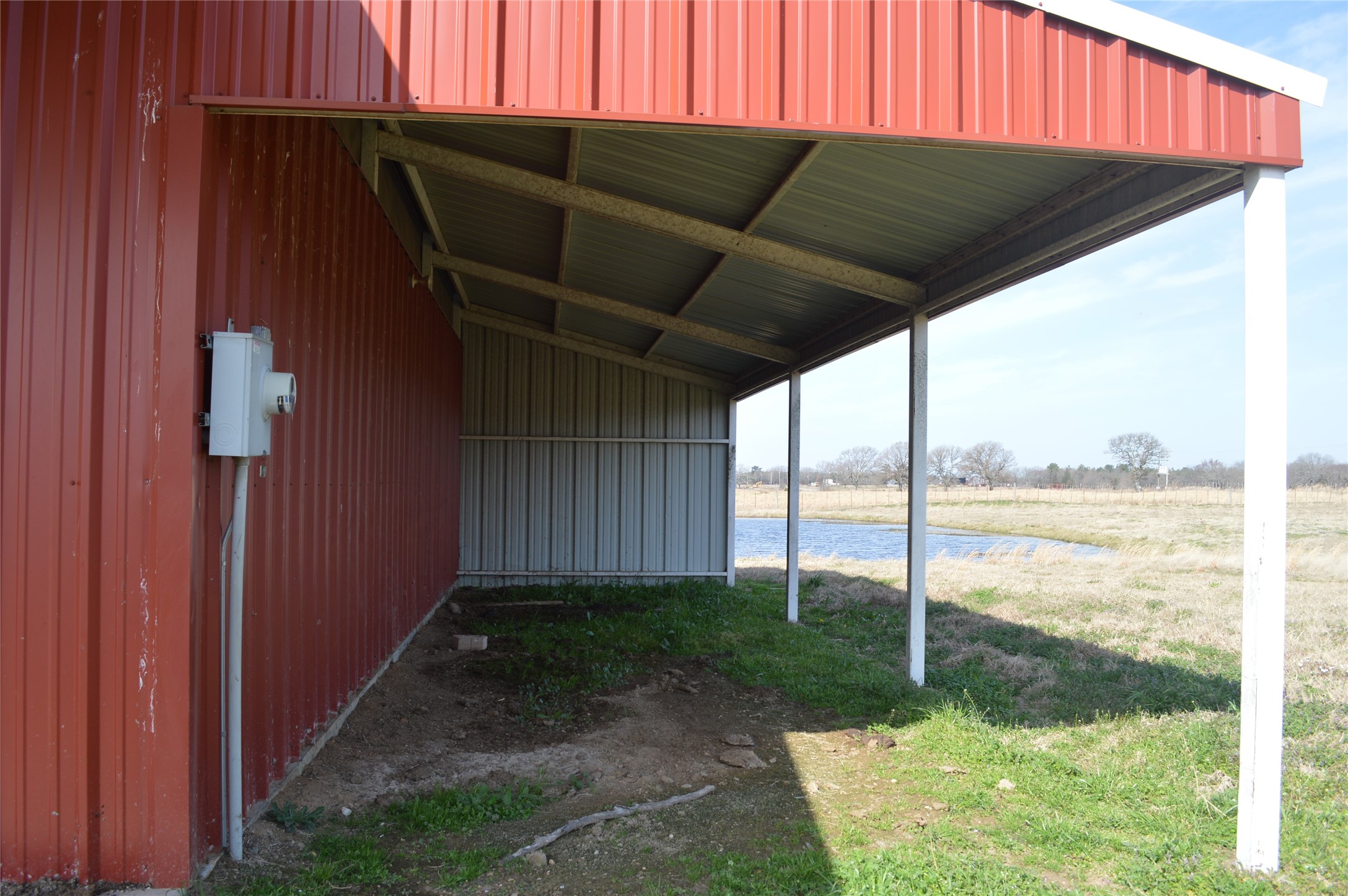 17293 Us Highway 82 W Avery TX 75554