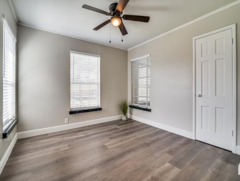 705 Reverchon Drive Dallas TX 75211