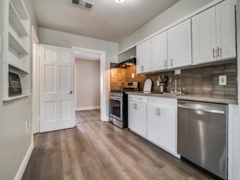 705 Reverchon Drive Dallas TX 75211