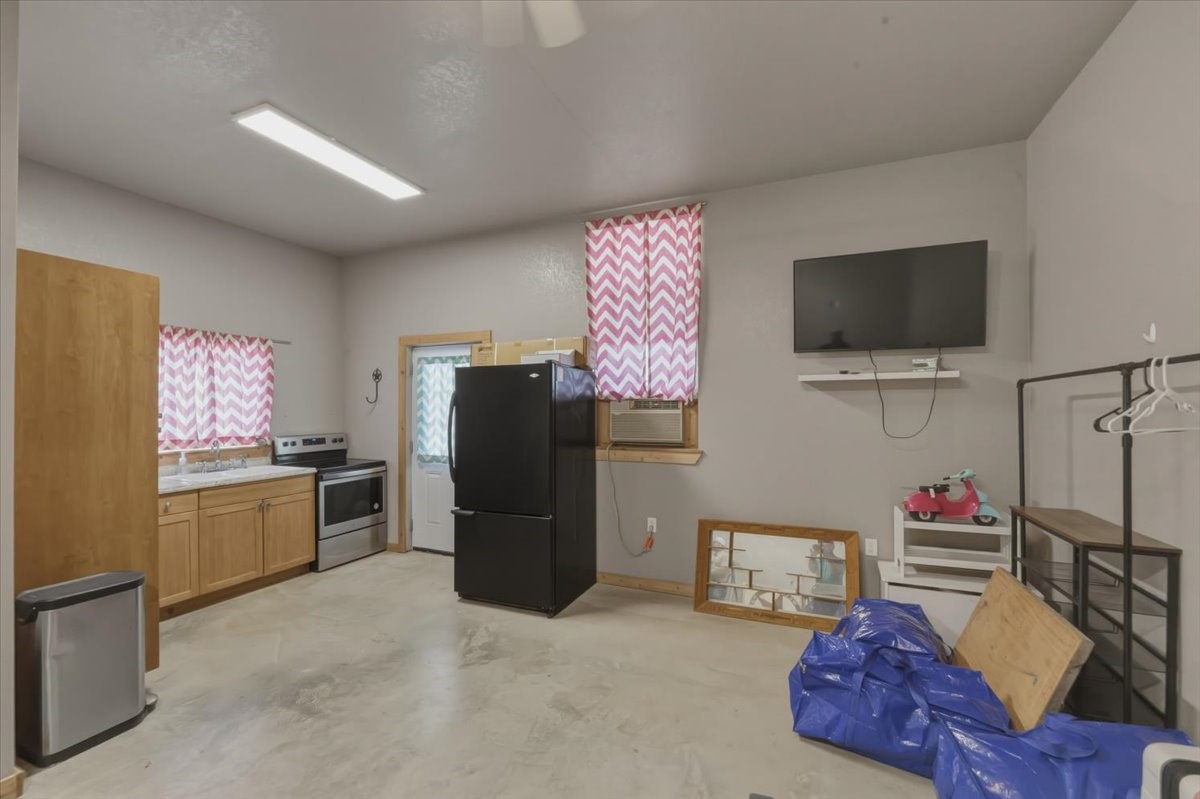 5805 S Fm 113 Millsap TX 76066