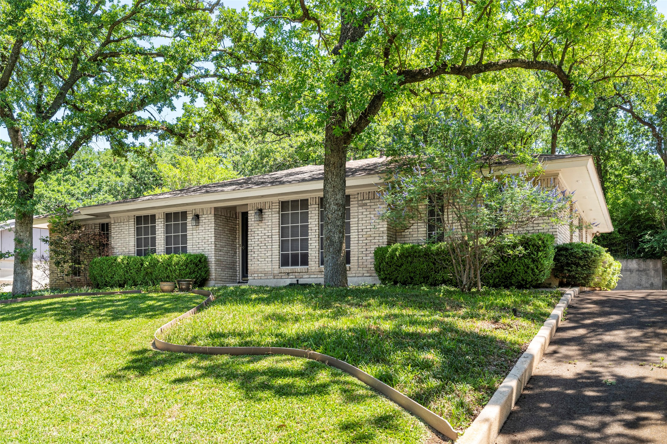 3615 Yorkshire Drive Arlington TX 76013