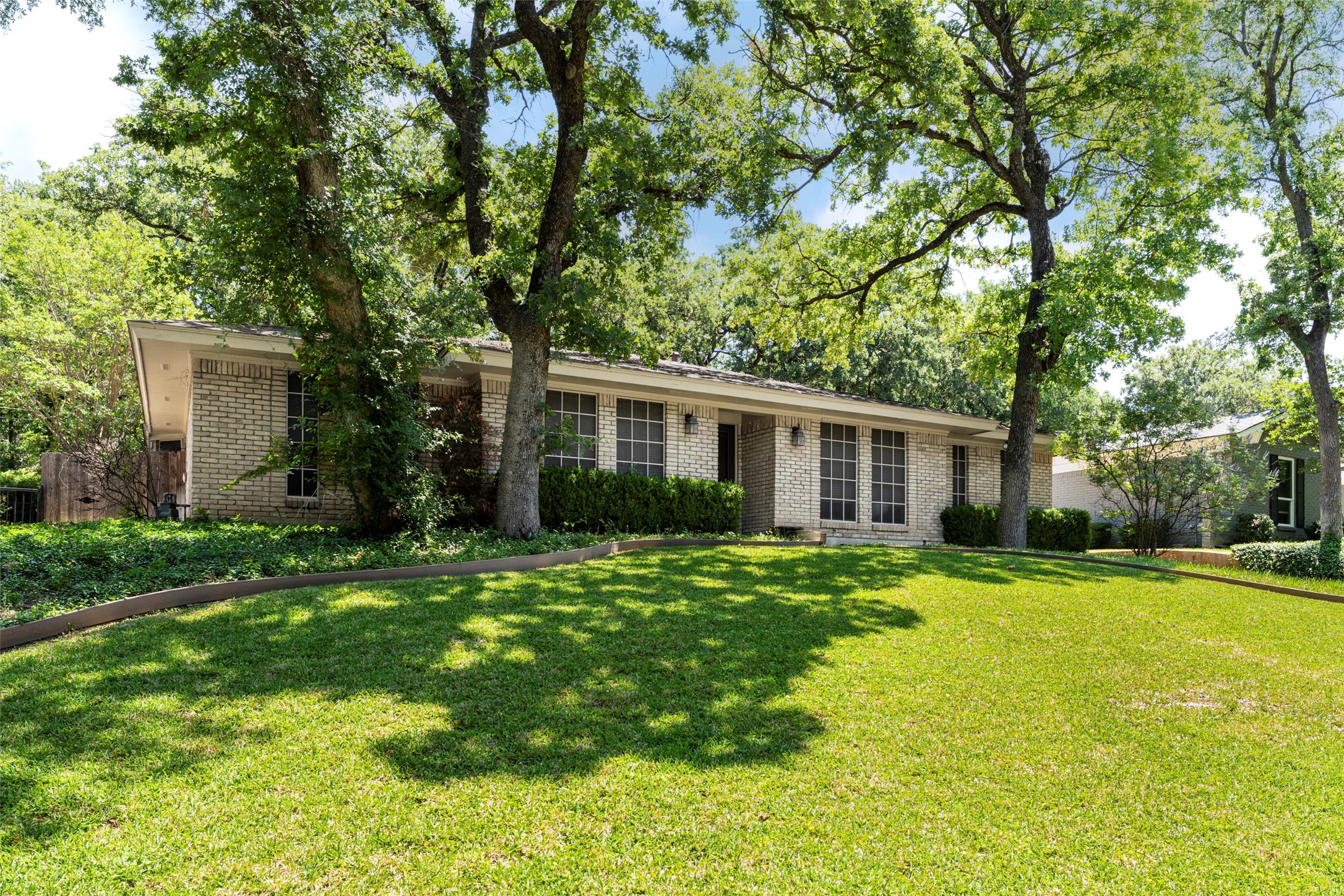 3615 Yorkshire Drive Arlington TX 76013