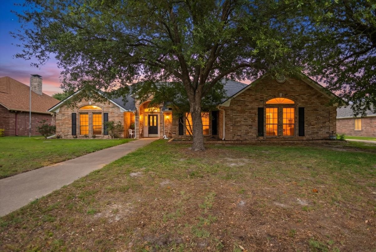 113 Saint Andrews Circle Hideaway TX 75771