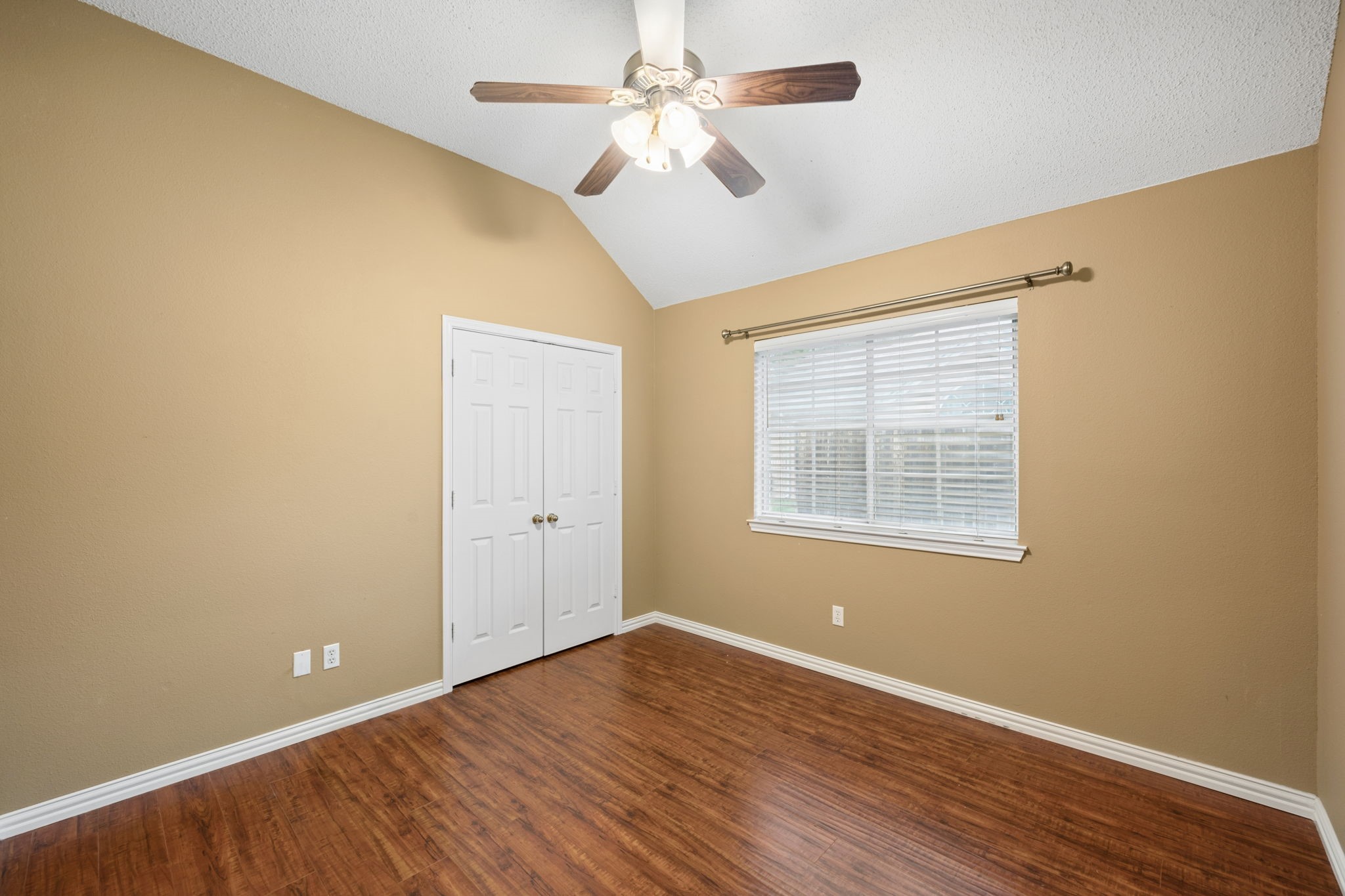 2676 Bent Tree Drive Hurst TX 76054