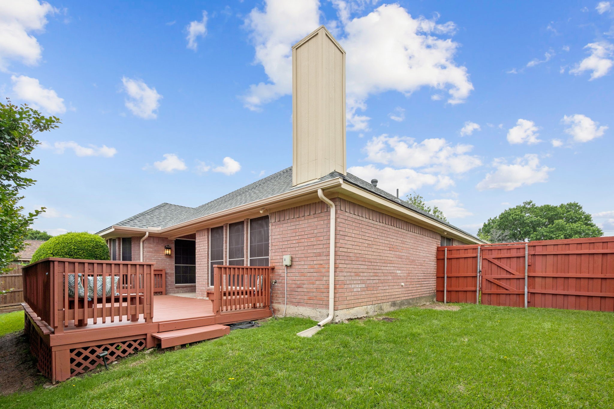 2676 Bent Tree Drive Hurst TX 76054