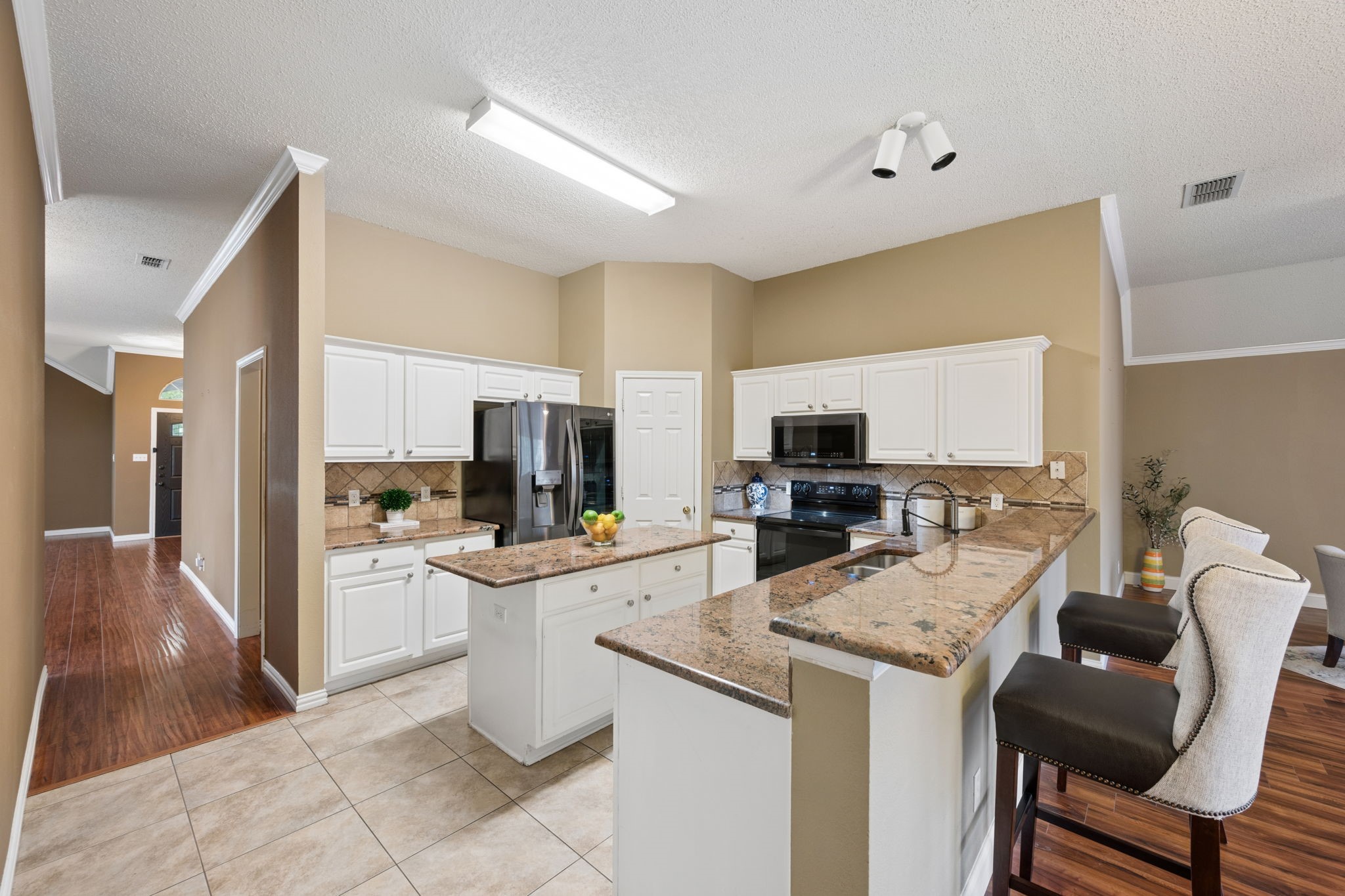 2676 Bent Tree Drive Hurst TX 76054