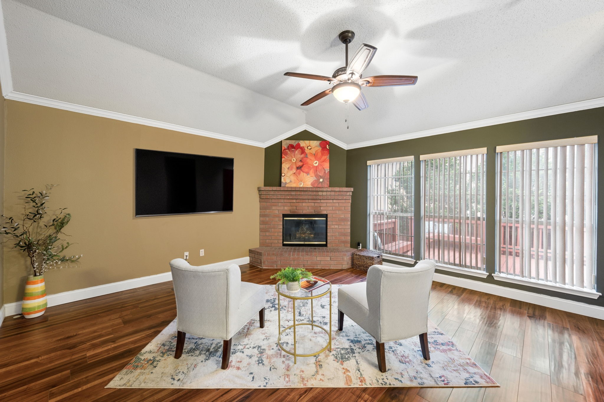 2676 Bent Tree Drive Hurst TX 76054