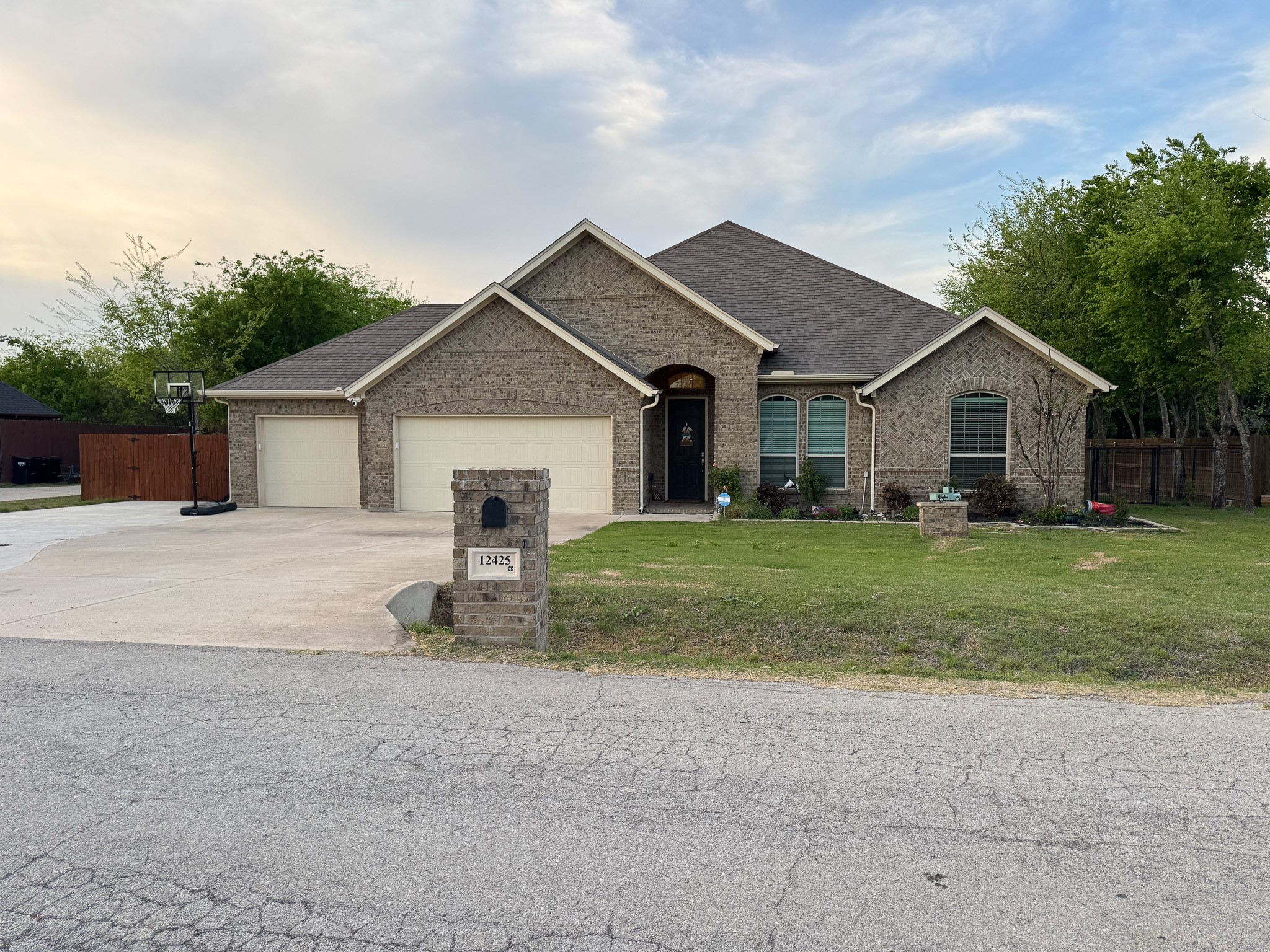 12425 Geraldine Drive Fort Worth TX 76126