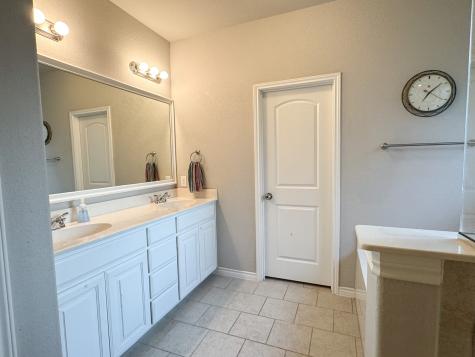 12425 Geraldine Drive Fort Worth TX 76126