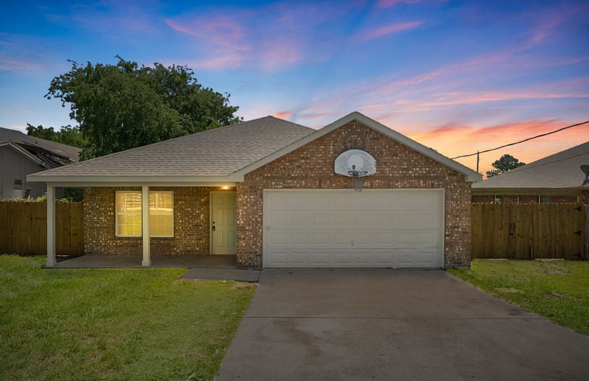 4920 S Peachtree Road Balch Springs TX 75180