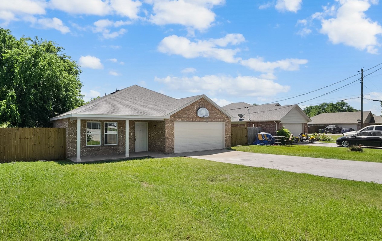 4920 S Peachtree Road Balch Springs TX 75180