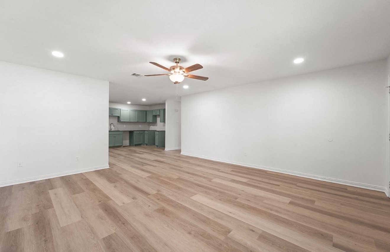 4920 S Peachtree Road Balch Springs TX 75180