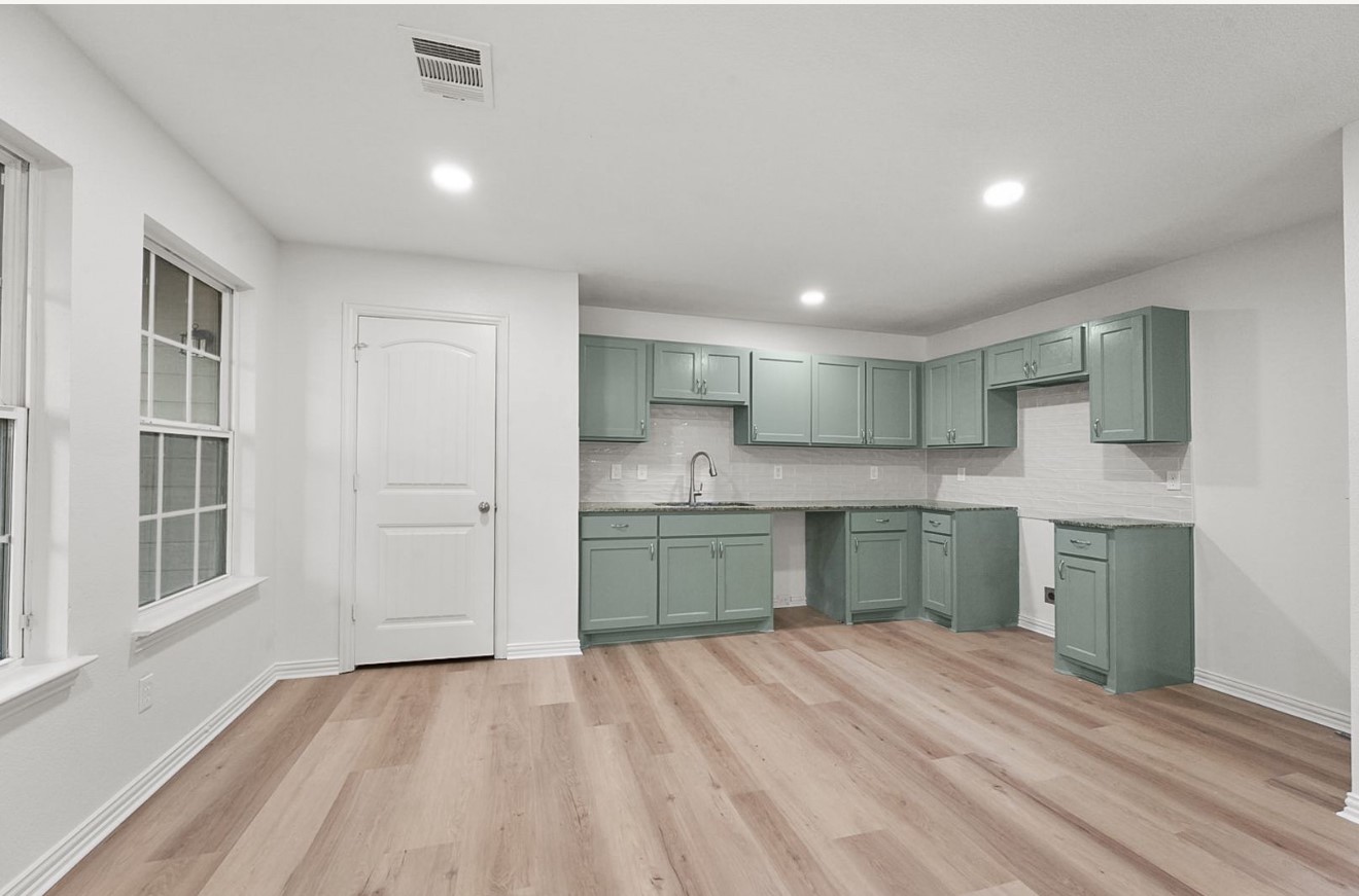 4920 S Peachtree Road Balch Springs TX 75180