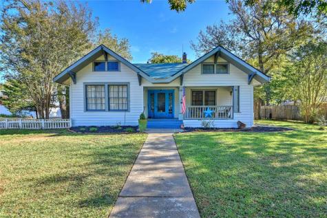 1019 S Crockett Street Sherman TX 75090