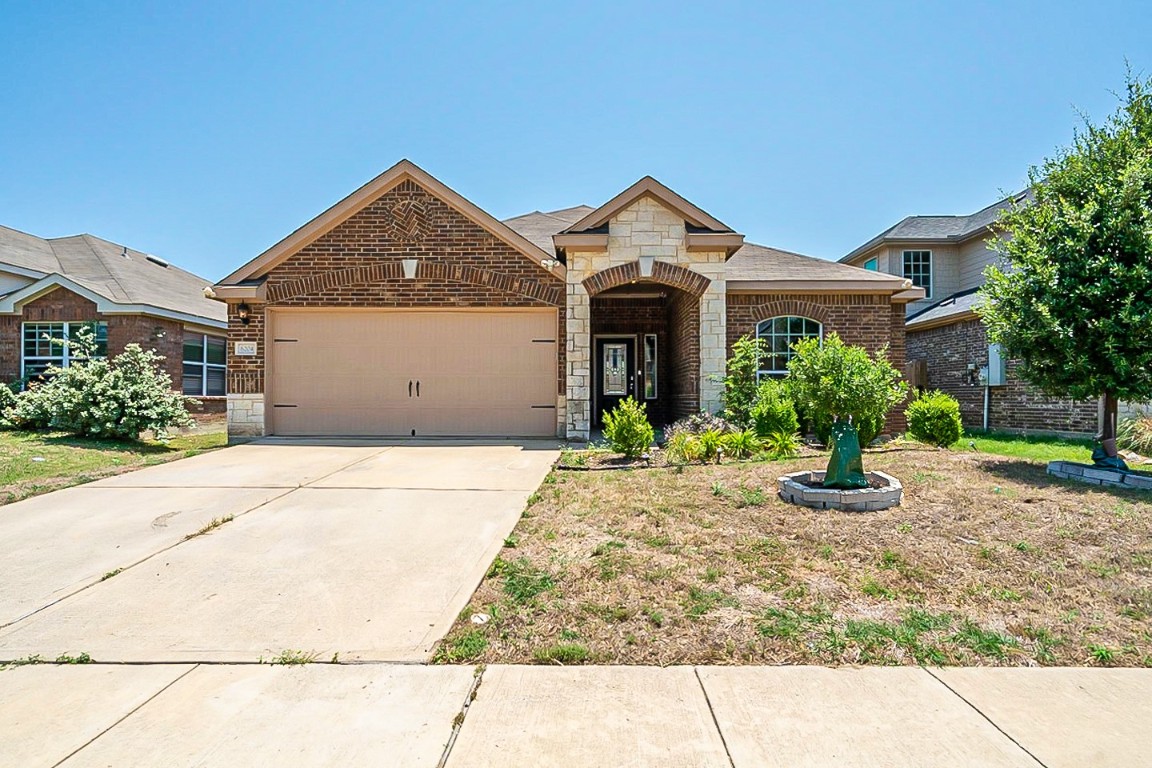 6204 Chalk Hollow Drive Fort Worth TX 76179