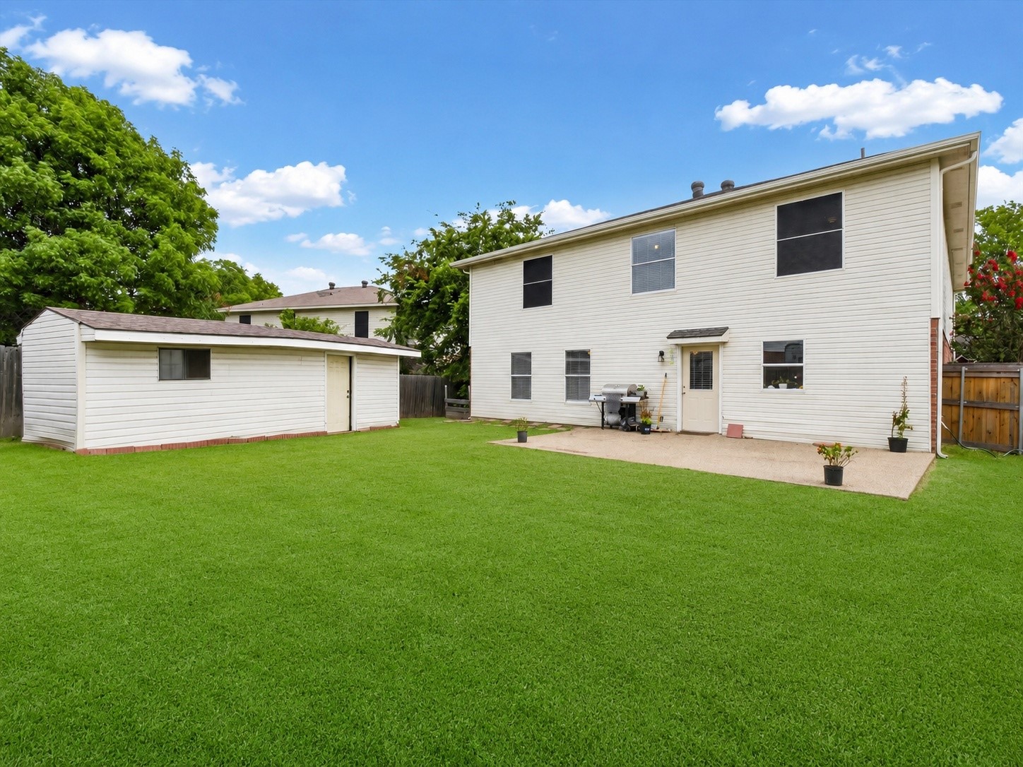 2405 Chestnut Drive Little Elm TX 75068