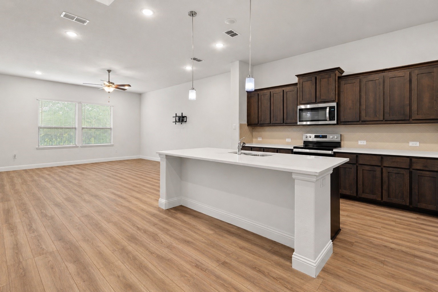 681 Coleman Street Aubrey TX 76227